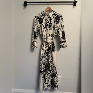 Zara Black and White Long Sleeve Shirt Dress